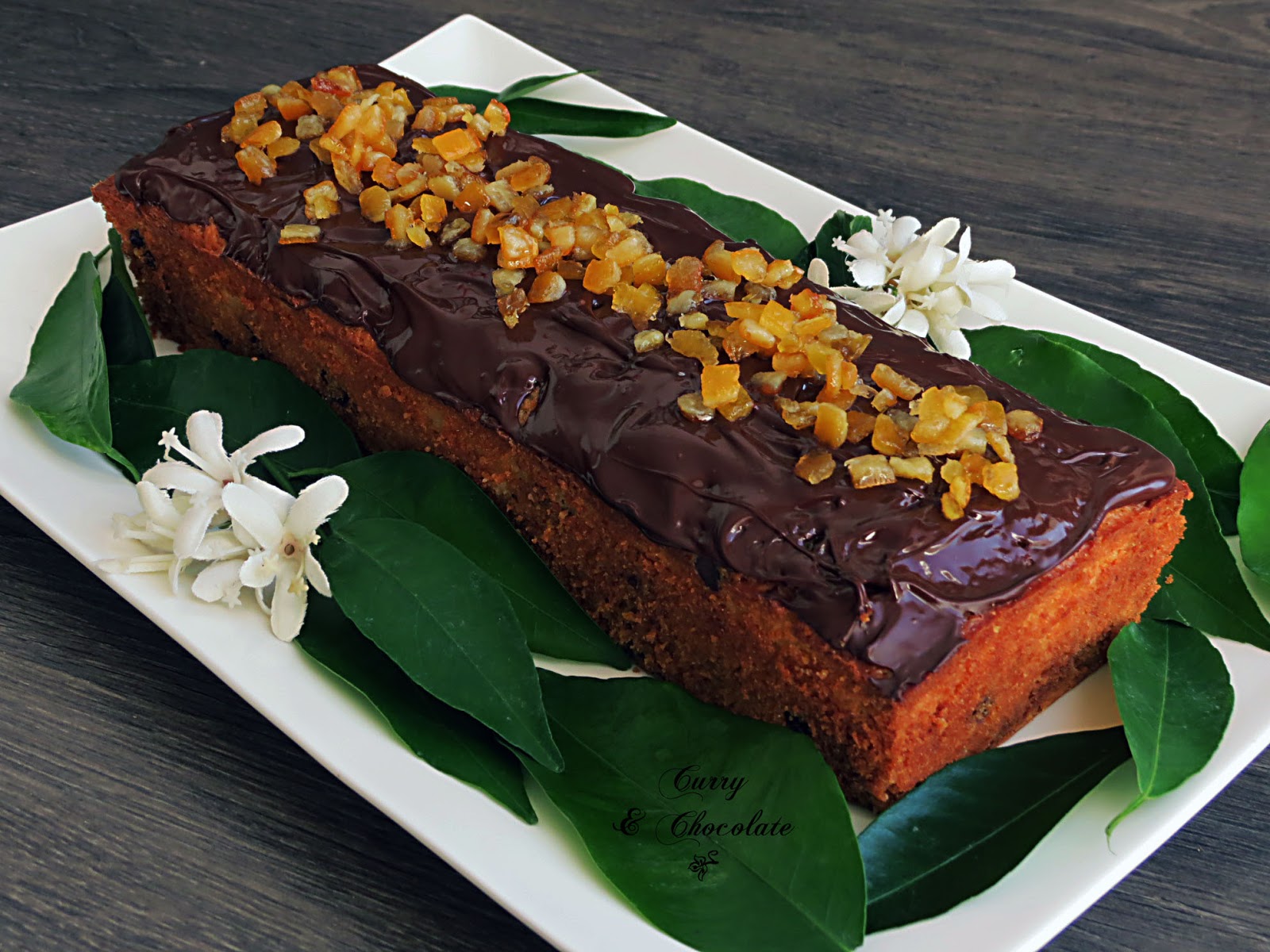 Bizcocho de ricotta con naranja confitada y chocolate - Ricotta cake with candied orange and chocolate