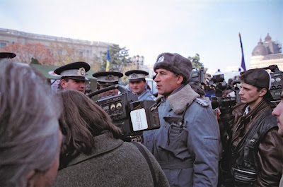 Bucarest, Grève de la faim des Révolutionnaires, © Louis Gigout, 1997