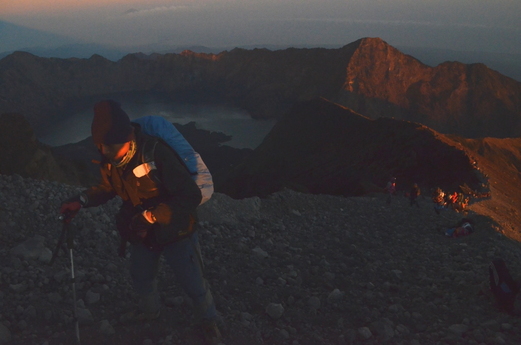 Track Ke Puncak Rinjani