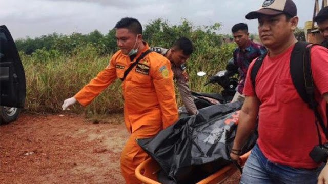 WARGA TEMUKAN MAYAT WANITA DI DALAM SUMUR