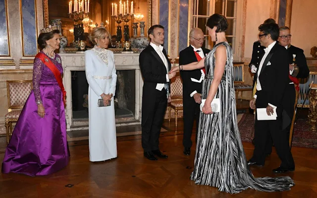 Queen Silvia, Brigitte Macron, Emmanuel Macron, Crown Princess Victoria and Princess Sofia. Diamond tiara, grey gown