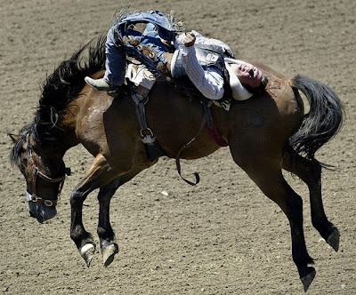 Most Dangerous Moment of Rodeo Seen On www.coolpicturegallery.us