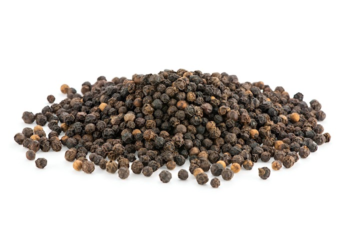 Premium Black Pepper – Handpicked from the Best Farms in India