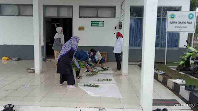 *Dorong UMKM Naik Kelas, Kadis Dispotmar Latamal lll Hadiri Pelatihan Batik Eco Print*