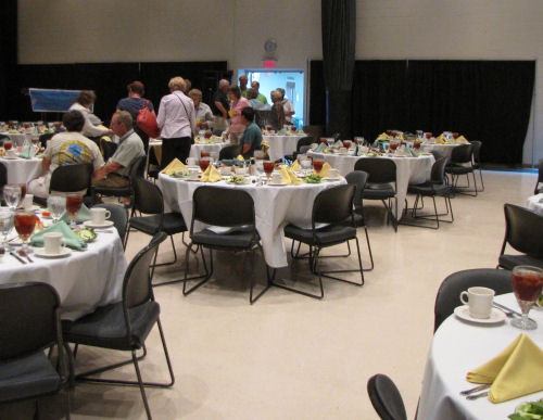 banquet table