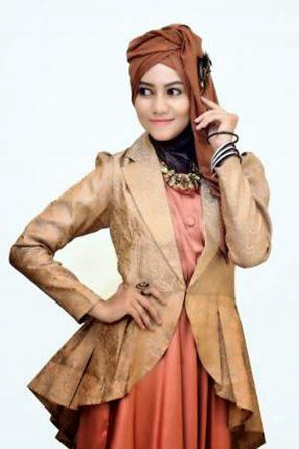 Hijab Style: Gaya Feminin 5 Peserta Hijab Hunt 2014