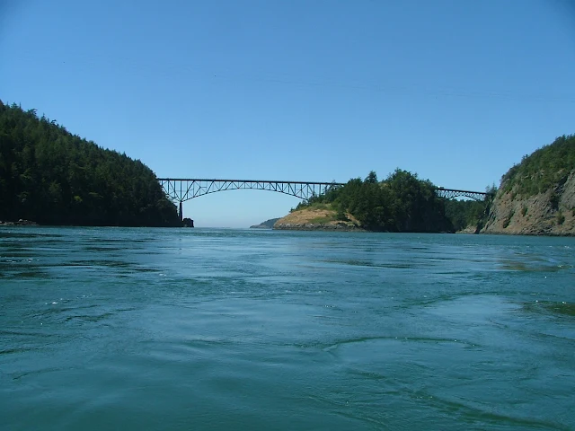 Deception Pass outbound, view from Cornet Bay