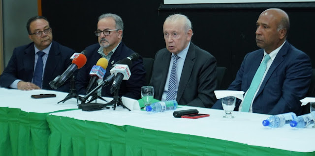 Abinader intenta «comprar» elecciones con bonos denuncia la FP