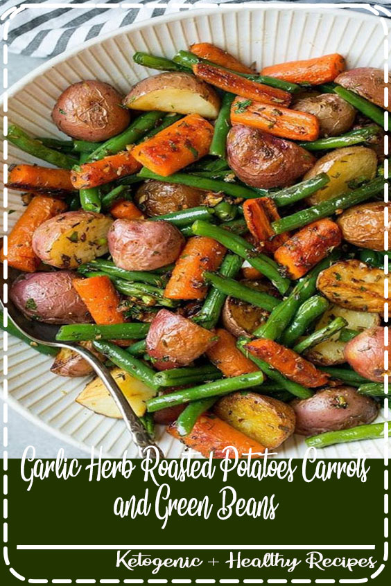 Cajun Shrimp and Sausage Vegetable Skillet is the BEST 20 minute meal packed with awesome cajun flavor with shrimp, sausage, and summer veggies.