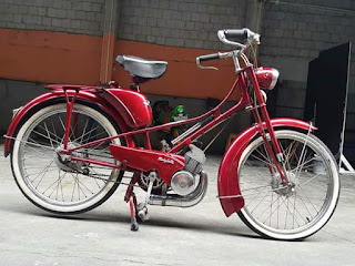 Motor sepeda antik Mobylette 1951 35000K atau 35 Juta...khusus kolektor