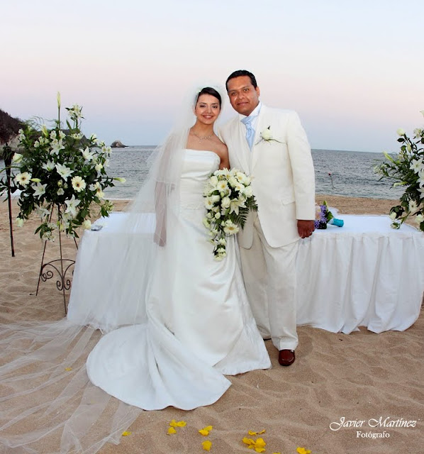 boda en playa, beach wedding, Oaxaca, México, Bodas Huatulco, Wedding Planner