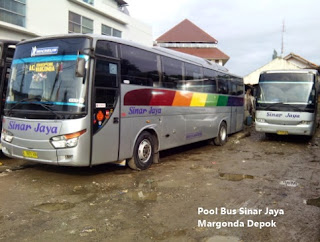 Pool dan Agen Bus PO Sinar Jaya di Margonda, Depok