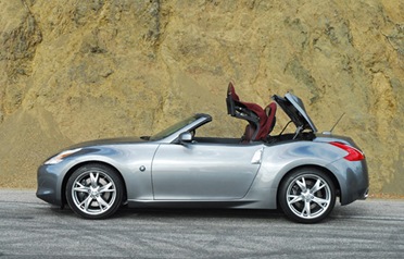 2011Nissan370ZRoadsterBeautySideTopHalfUpsm001