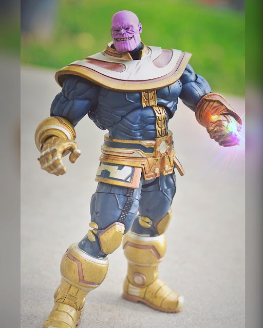 Marvel Select Diamond Select Thanos Disney Store Exclusive Action Figure