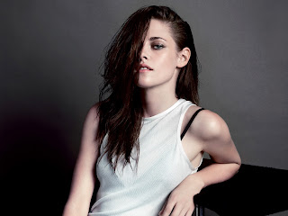 Kristen Stewart bikini hot pics