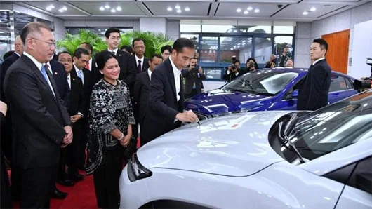 Indonesia Jadi Basis Produksi Hyundai, Luhut: Sesuai Harapan