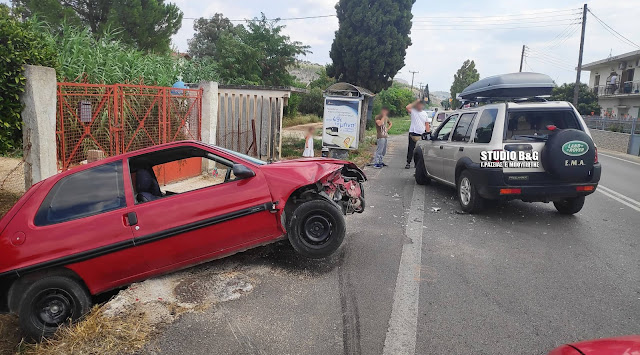 Τεσσερα αυτοκίνητα συγκρούστηκαν στο Ναύπλιο  