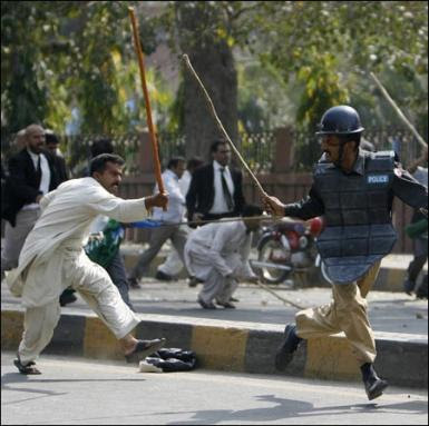 Funny pakistani police pictures