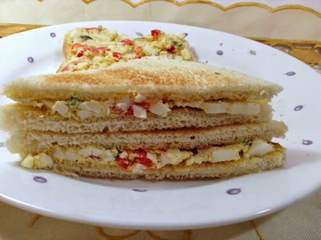 Egg sandwich