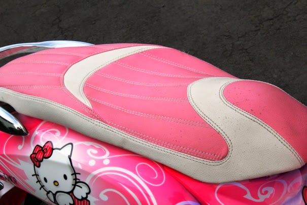 Modifikasi Honda Scoopy Tema Hello Kitty