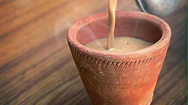 ''Kulhads" To Replace Plastic Tea Cups At Railway Stations