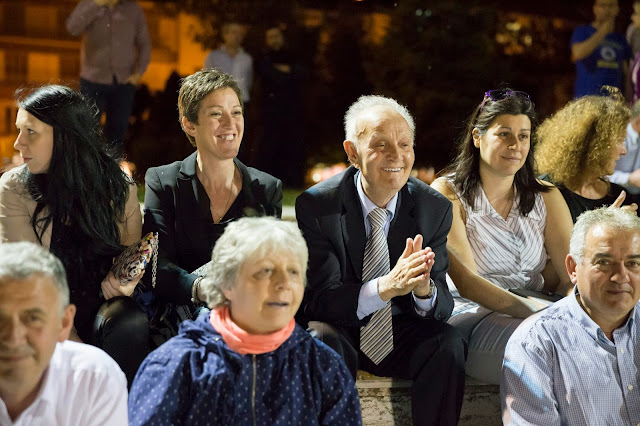 100 χρόνια  Σύνδεσμος Γουνοποιών Καστοριάς Η εκδήλωση στο πάρκο Ολυμπιακής Φλόγας για τους γουναράδες χωρίς γουναράδες!