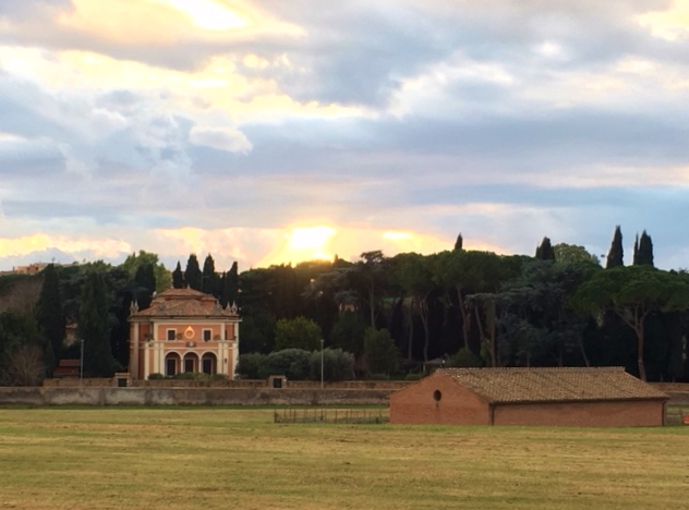 Villa in Rome's Via Appia Regional Park at Christmas