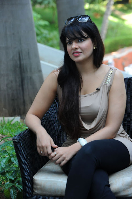 saloni , saloni new unseen pics