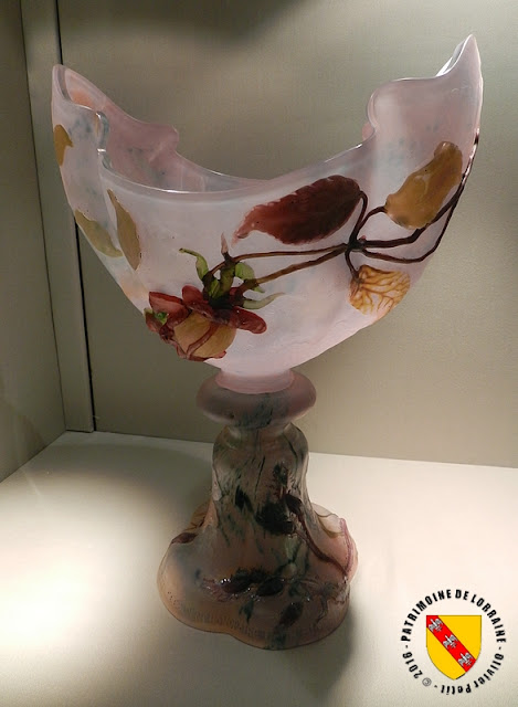 NANCY (54) - Musée de l'Ecole de Nancy : Coupe Simon d'Emile Gallé (1901)