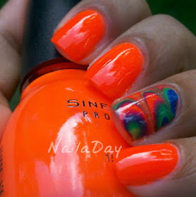 NailaDay: Sinful Colors Summer Peach Watermarble