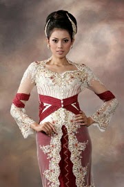 Trend Model Kebaya Orang Dewasa Modern Terbaru