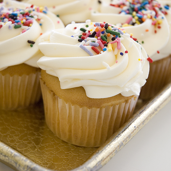recipe treats:  make cupcakes Cupcake how Vanilla to fluffy Yummy