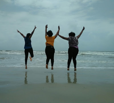 It was such a pleasant weather along with some crazy company that made this day at one of the most amazing beach in Goa a memorable one. It was cloudy and the breeze made it enjoyable. We were thrilled from finding the whole beach to ourselves in broad daylight.   