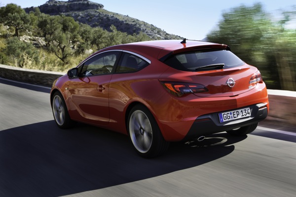 As with all current Opel models also have the Astra GTC material selection 