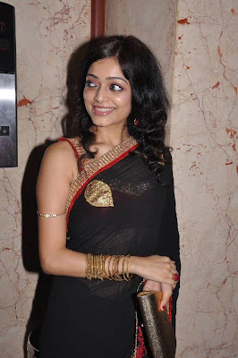 Tamil Actress Janani Iyer hot See Thru Saree Photos At Avan Ivan Audio Launch Stills