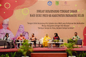 Bupati Inhil Bersama Zulaikhah Wardan Bersilaturahmi dengan Peserta Diklat Berjenjang Tingkat Dasar Guru PAUD