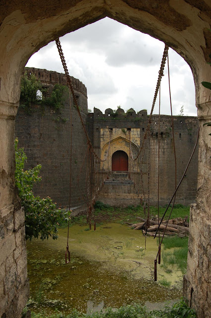 Ahmednagar Fort zulta pul