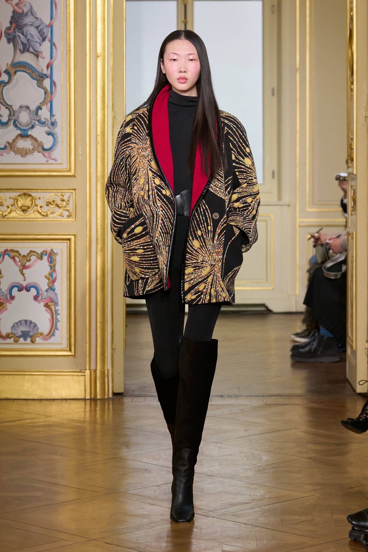 Leonard Paris Fall Winter 2025-2026: The Modern Nomad’s Odyssey