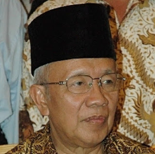 Ketua MUI Kota Bandung K.H. Miftah Faridl