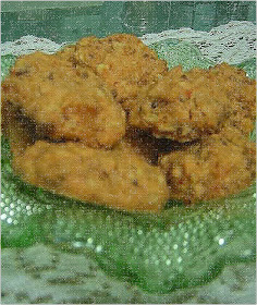 Oatmeal & Nuts Cookies Recipe  @ treatntrick.blogspot.com