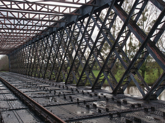 jiemve, viaduc ferroviaire, Anciens établissements CAIL, Nogent sur Loir, Sarthe