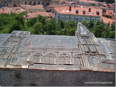 124-Burgos. Mirador subida al castillo - P7190324