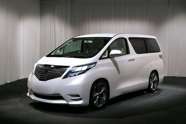 2012ToyotaAlphard