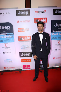 Red Carpet of Most Stylish Awards 2017 ~ Sushant Singh Rajpoot.JPG