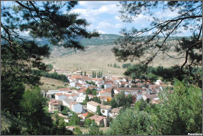 Vista de Tragacete desde La Rastra