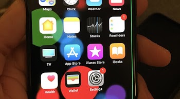 ظهور خط أخضر في بعض شاشات هواتف آيفون إكس جديد .