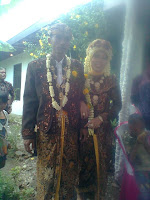 Sarwono dan Istri