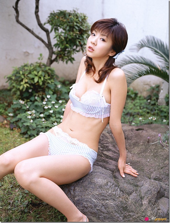 Aki Hoshino Change Your Mind_11