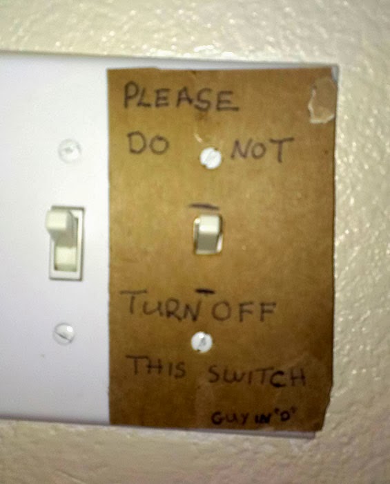 Interdiction d'utiliser l'interrupteur, danger.
