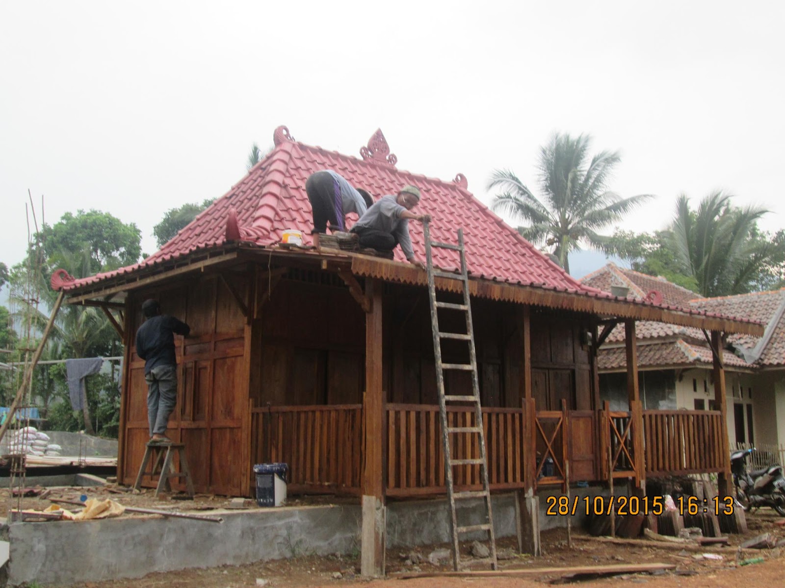 Model Teras Rumah  Limasan Jawa 